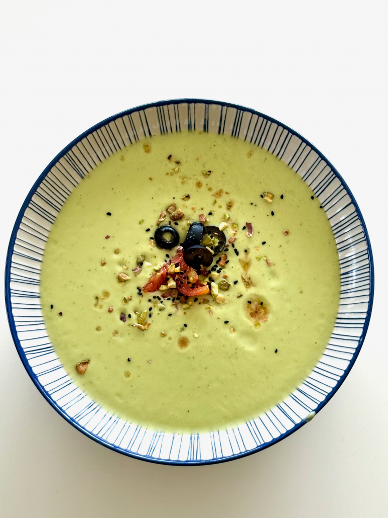 plato del guiso cartagenero veganizado con patatas, seitán y pasta